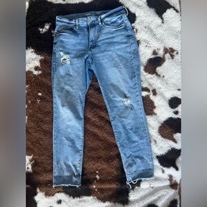 Old Navy Extra Stretch High Rise Distressed Straight Denim Jeans Size 12-Long
